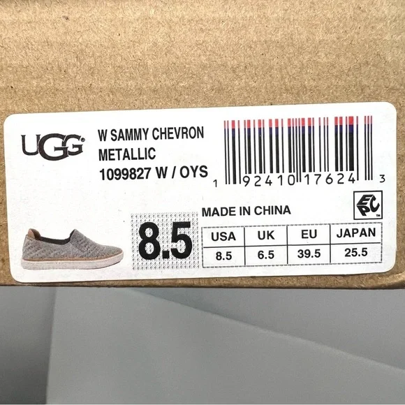 UGG Sammy Silver Metallic Chevron Slip-On Comfort Sneakers Shoes Women’s 8.5 - Picture 15 of 16